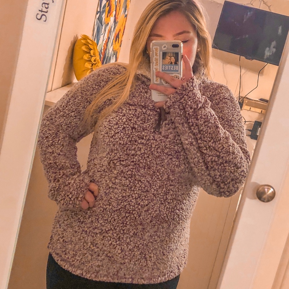 maroon and white true grit pullover!